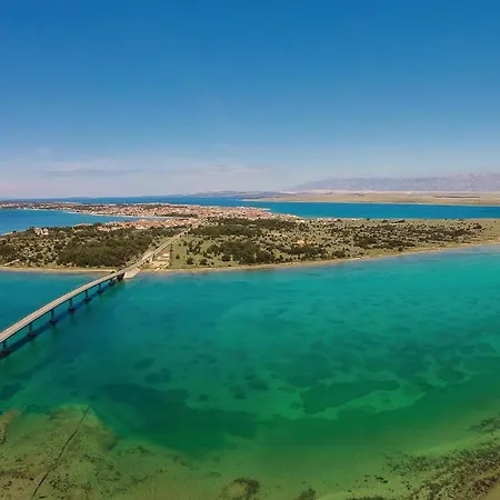 2 Bedroom Cozy In Apartamento *