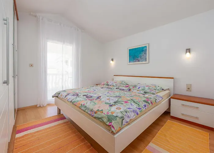 2 Bedroom Cozy In * Vir