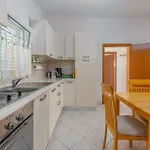 Appartement Gorgeous In With Wifi Vir